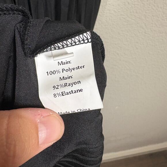 Uoozee Size Medium Mock Neck Accordion Pleat Maxi Dress Black Sleeveless - Picture 12 of 12